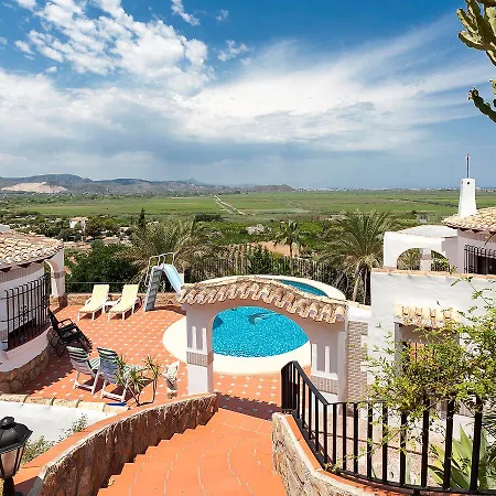 Villa Kim Vila *